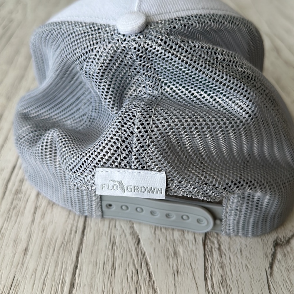 FloGrown hat. - Picture 2 of 4